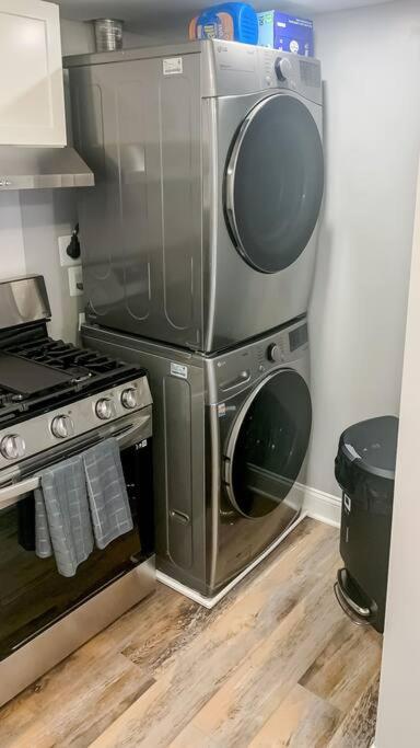 Cozy Modern Apt In The Heart Of Fells Point! Baltimore Ngoại thất bức ảnh